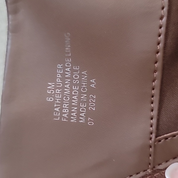 NWT!! Gianni Bini Leather Boots - Picture 9 of 10